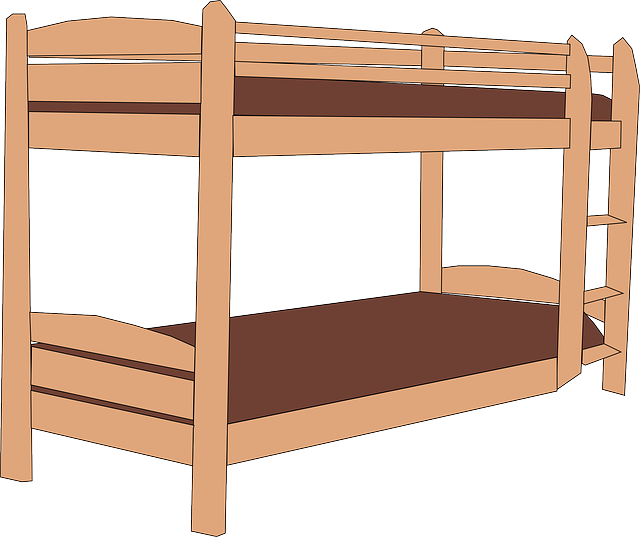 patrová postel